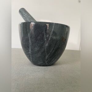 Mortar and pestle in grey marble